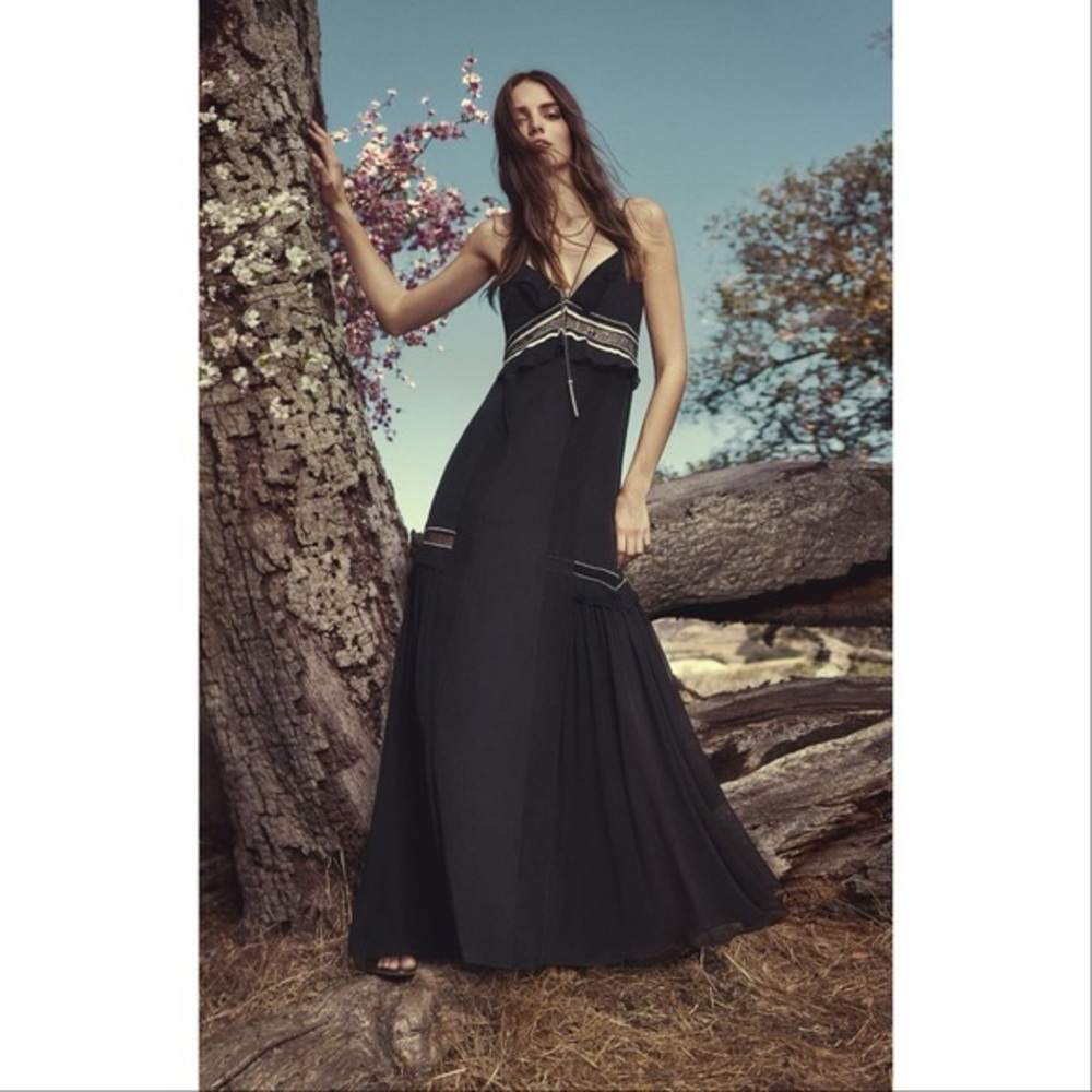 BCBGMaxazria Kylee Ruffle-Trim Maxi Dress